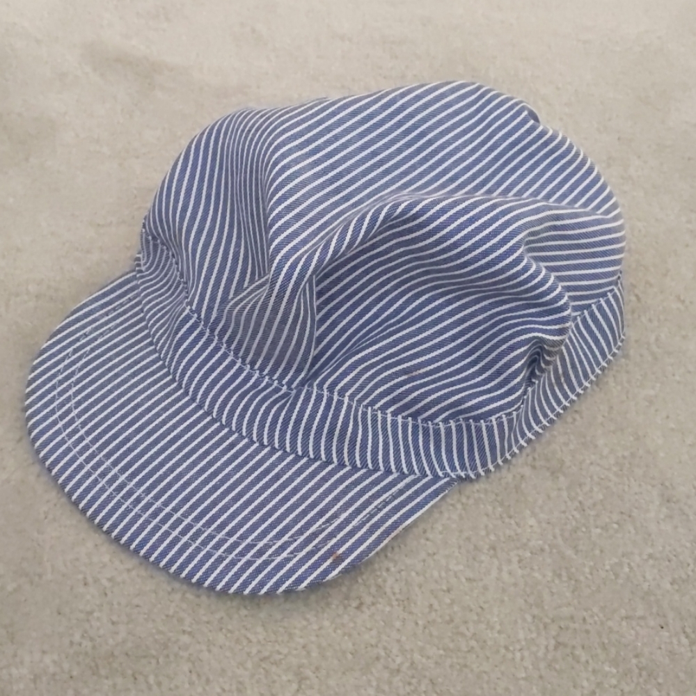 Striped navy and white hat